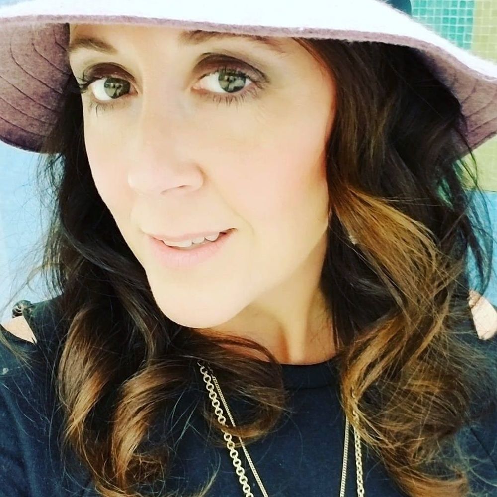 Meet your Posher, Deborah
